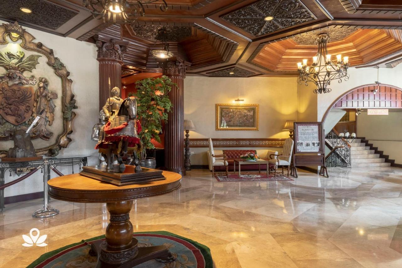Zen Rooms Camelot Hotel Qc Quezon City Ngoại thất bức ảnh